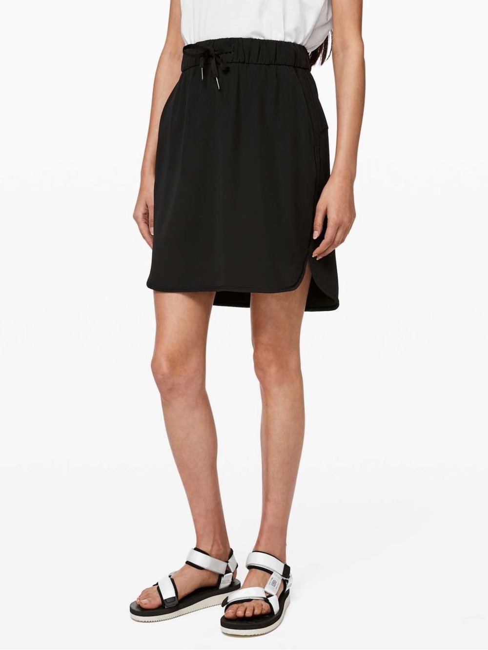 Lululemon On The Fly Skirt *Woven
Black
